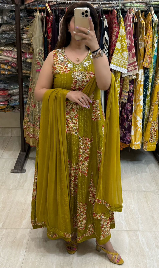 SDC-4814. Rayon 3 Piece Anarkali Set
