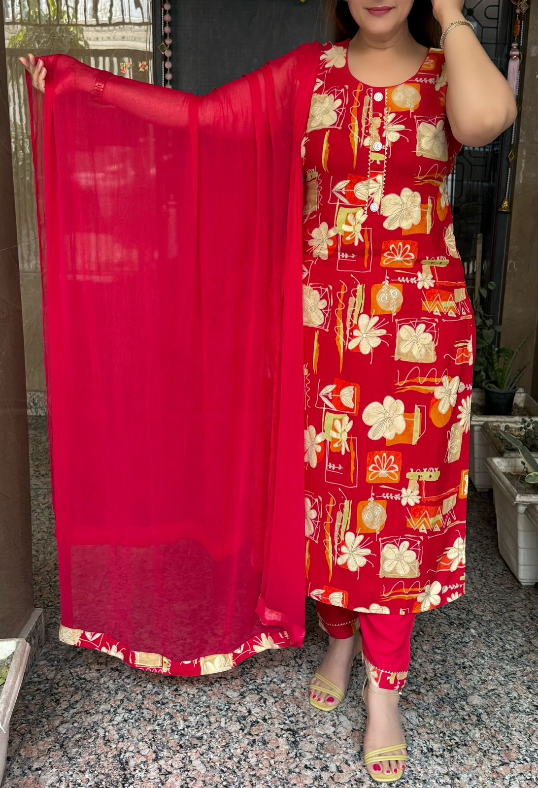 SDC-4708. Rayon 3 Piece Kurti Set