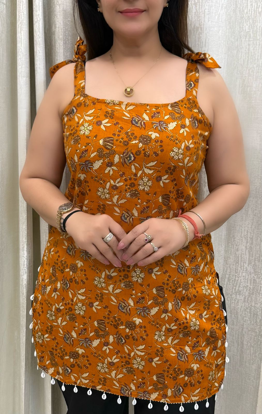 SDC-TVC-2256. Noodle Strap Rayon Kurti