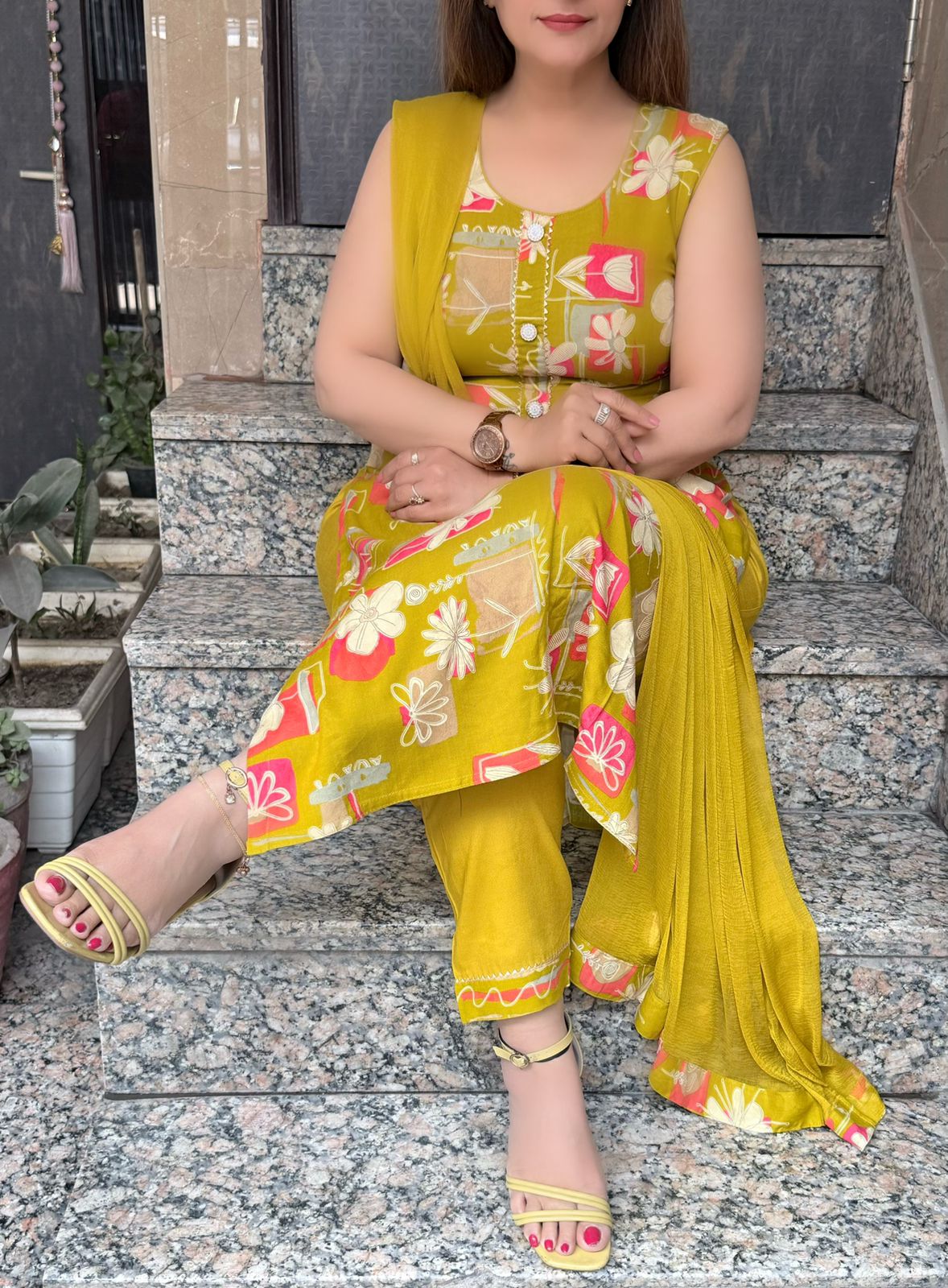 SDC-4711. Rayon 3 Piece Kurti Set