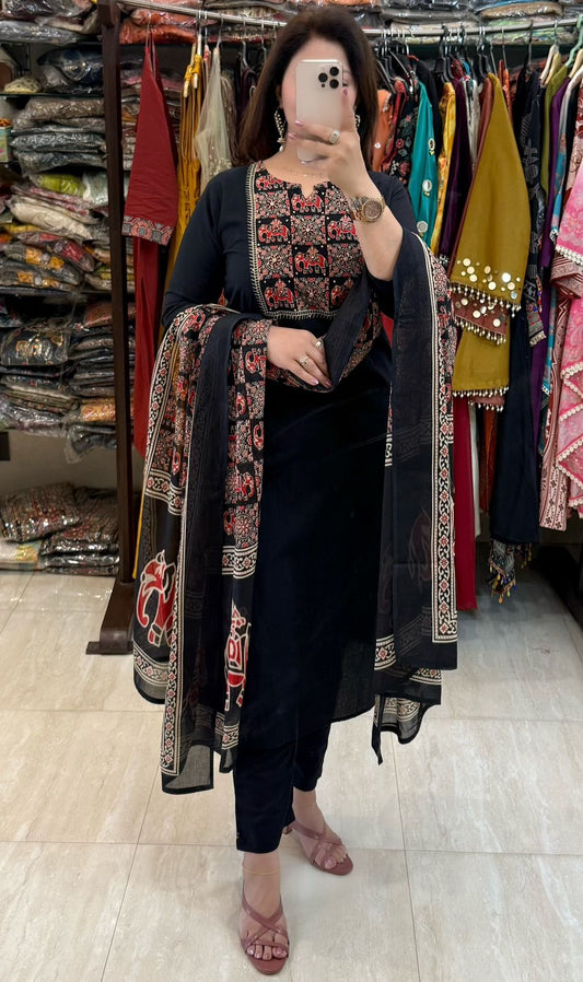 SDC-TVC-2251 Pure Cotton 3 Piece Kurti Set