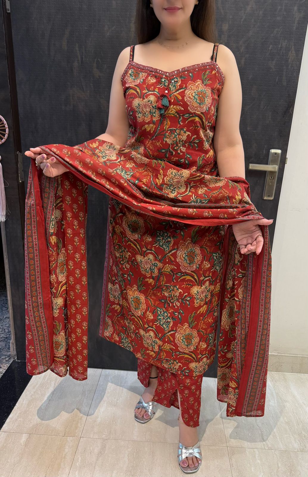 SDC-4725 Soft Cotton Printed 3 piece Noodle Strap Kurti Set