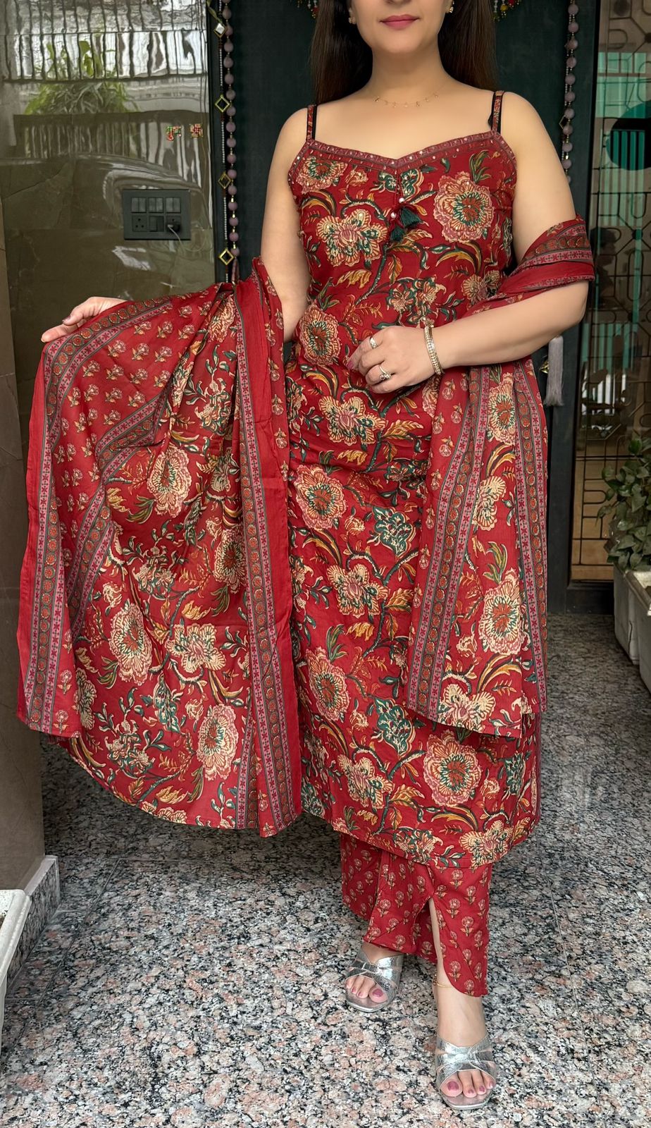 SDC-4725 Soft Cotton Printed 3 piece Noodle Strap Kurti Set