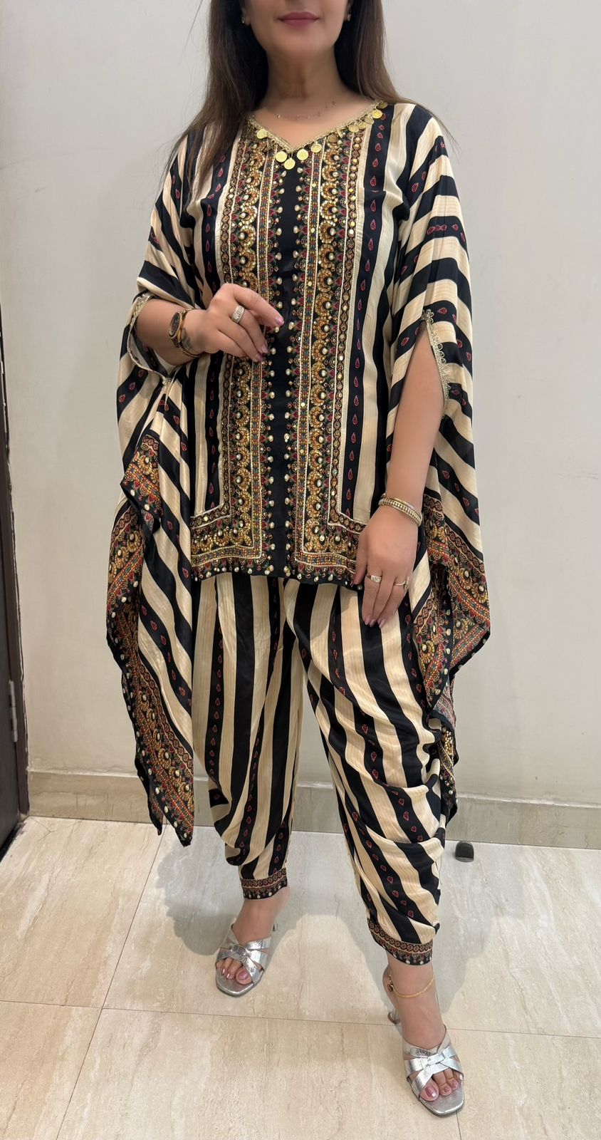 SDC-4728 Pure Crepe Printed 2 Piece Unique Cut Kaftaan Co-ord Set