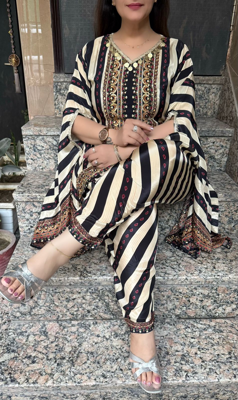 SDC-4728 Pure Crepe Printed 2 Piece Unique Cut Kaftaan Co-ord Set