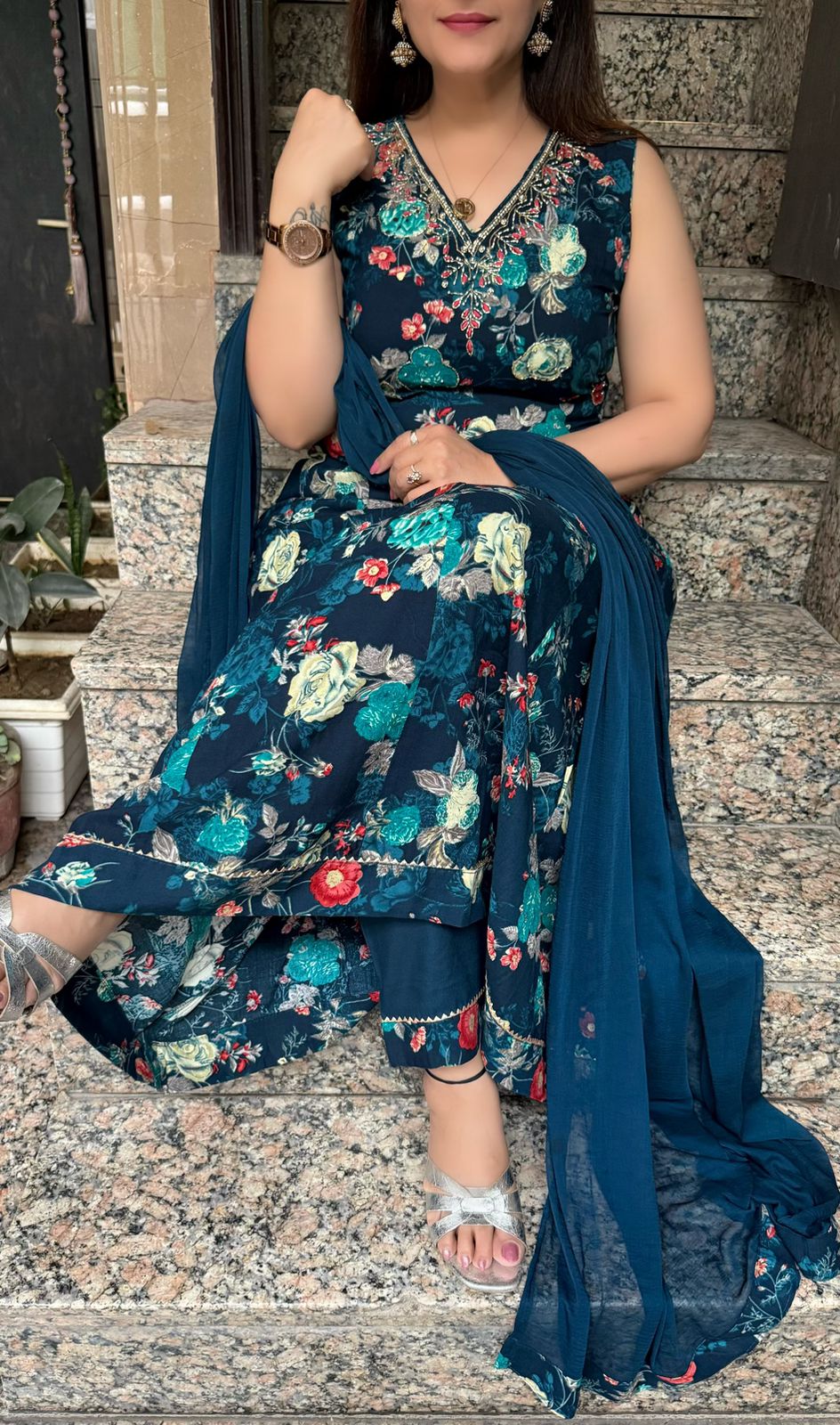 SDC-4737. Rayon 3 Piece Anarkali Kurti Set