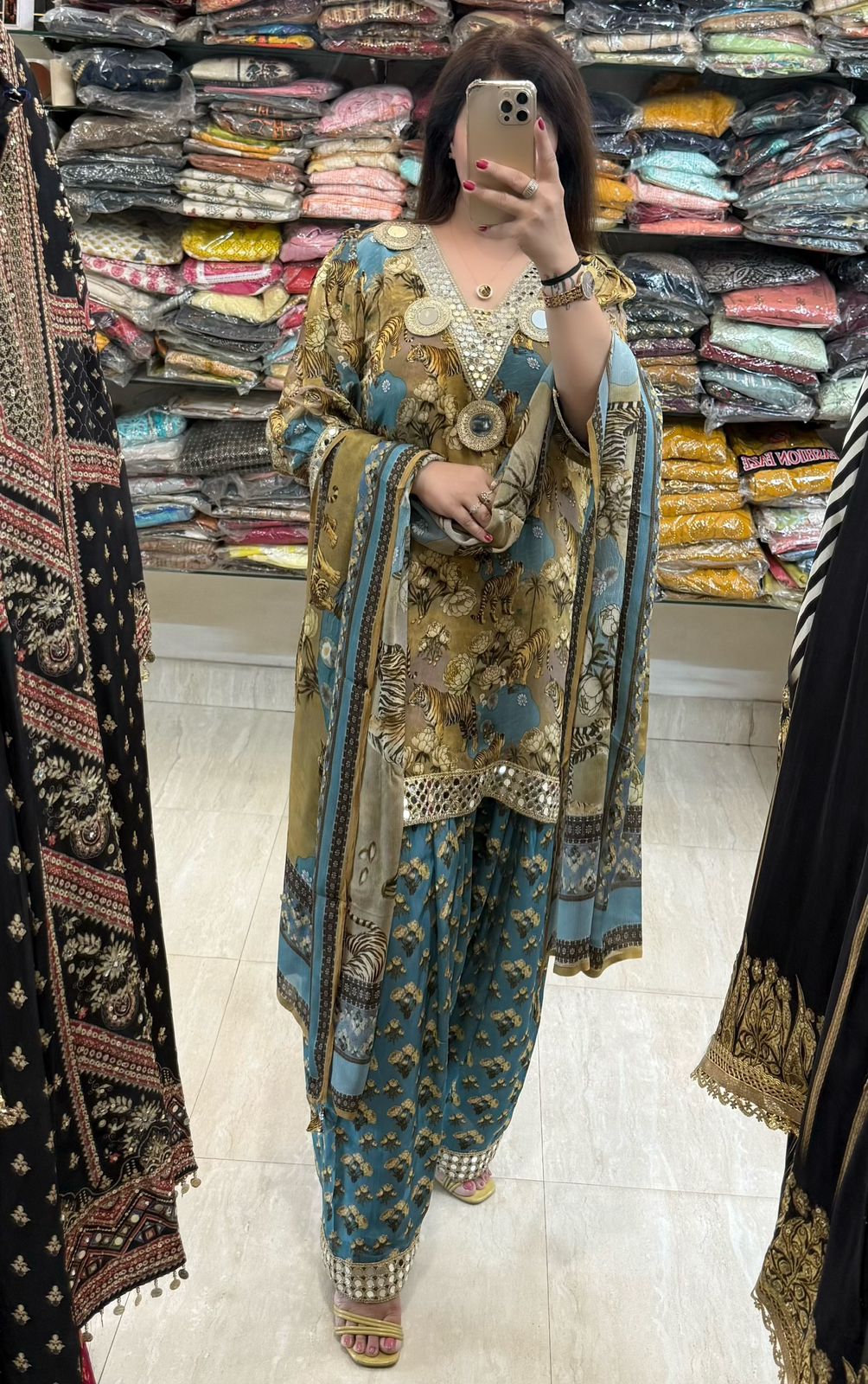 SDC-4767. Pure Crepe 3 Piece Kurti Set with Farshi Salwar