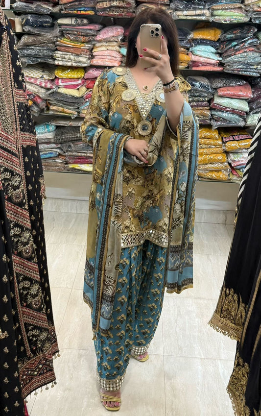 SDC-4767. Pure Crepe 3 Piece Kurti Set with Farshi Salwar