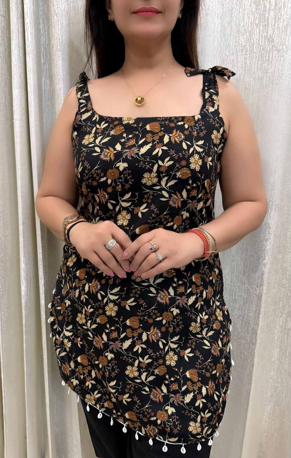 SDC-TVC-2254. Noodle Strap Rayon Kurti