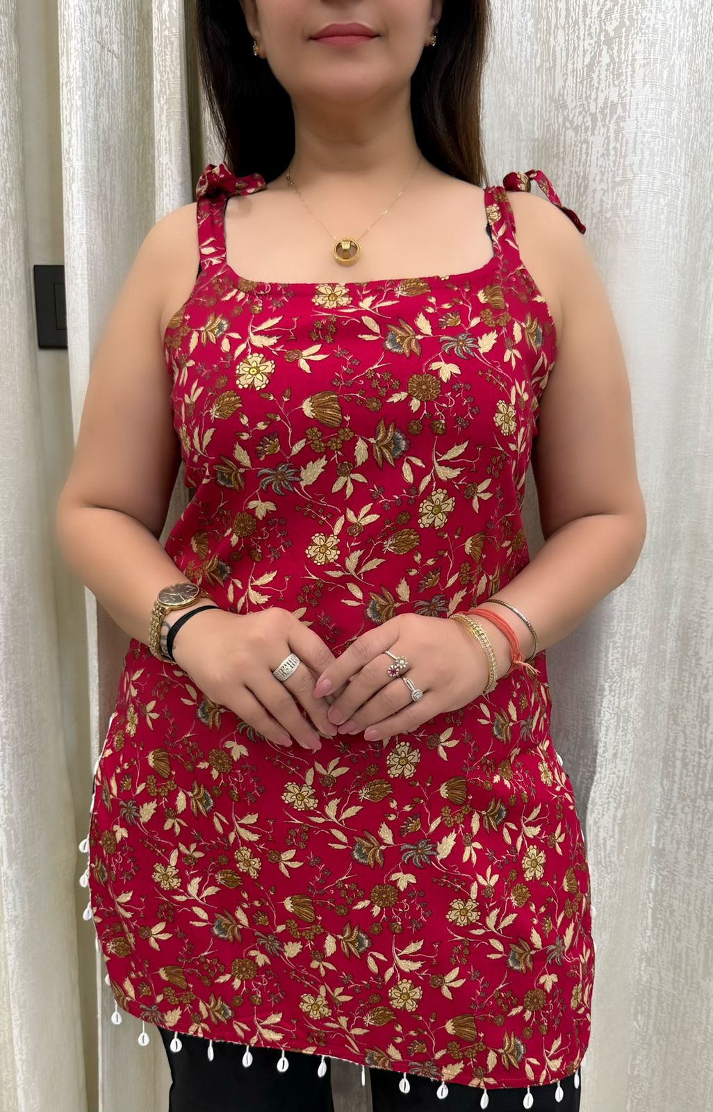 SDC-TVC-2255. Noodle Strap Rayon Kurti