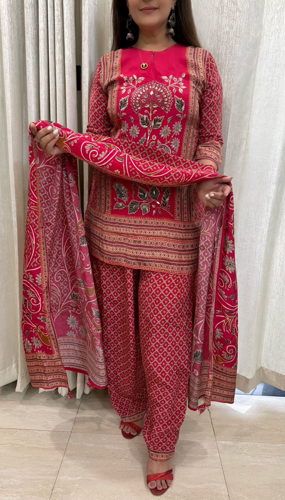 SDC-4772 Pure Crepe 3 Piece Kurti Set with Farshi Salwar