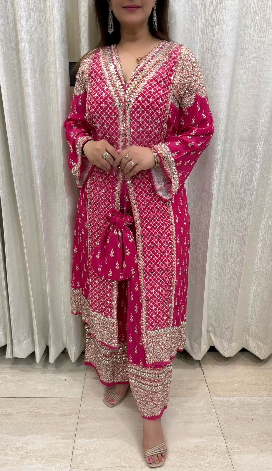 SDC-4756. Pure Crepe 2 Piece Kurti Set with Potli Bag