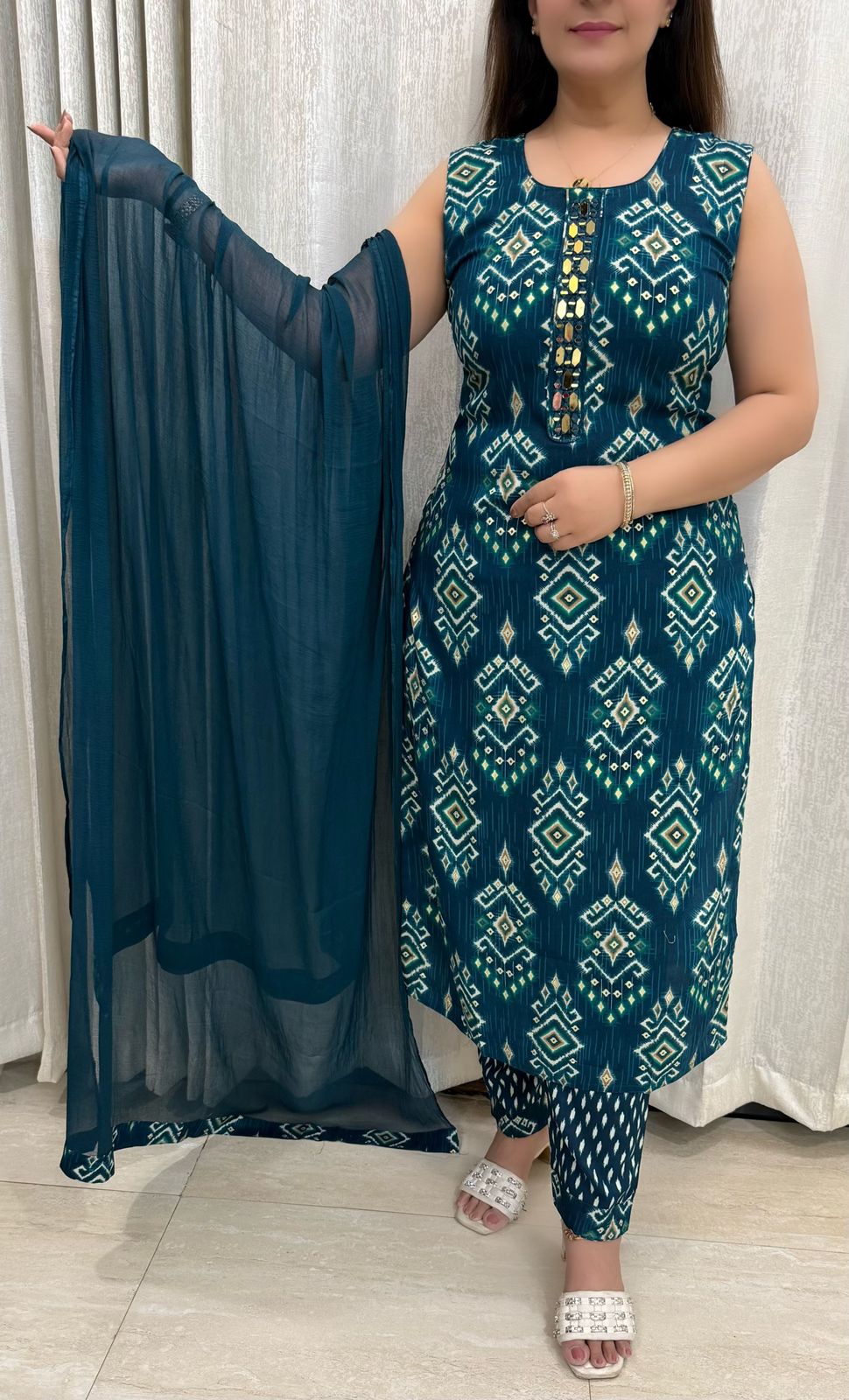 SDC-4803. Rayon 3 Piece Kurti Set