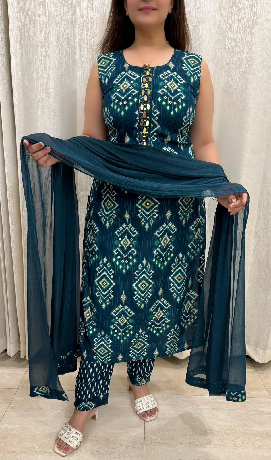 SDC-4803. Rayon 3 Piece Kurti Set