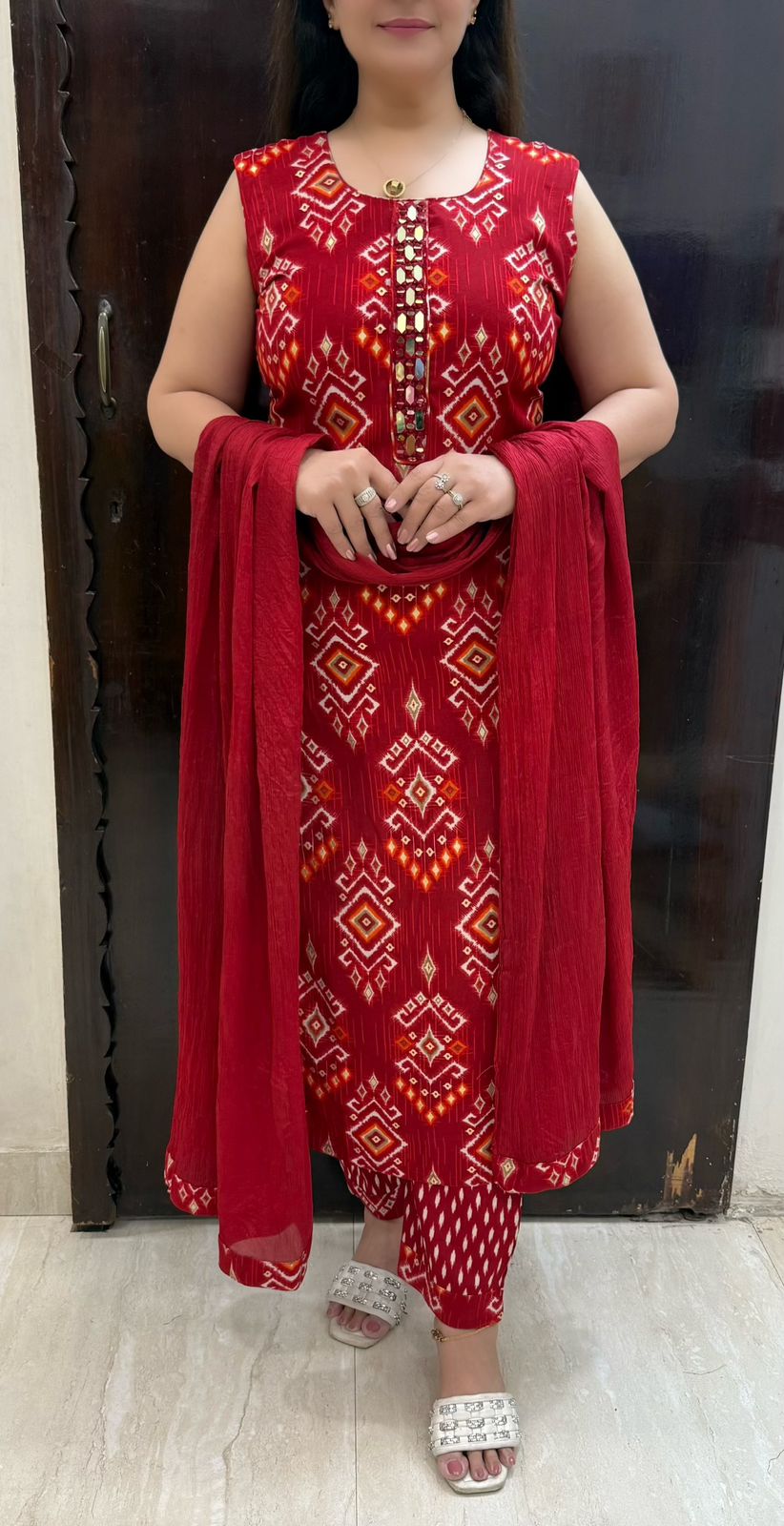SDC-4805. Rayon 3 Piece Kurti Set