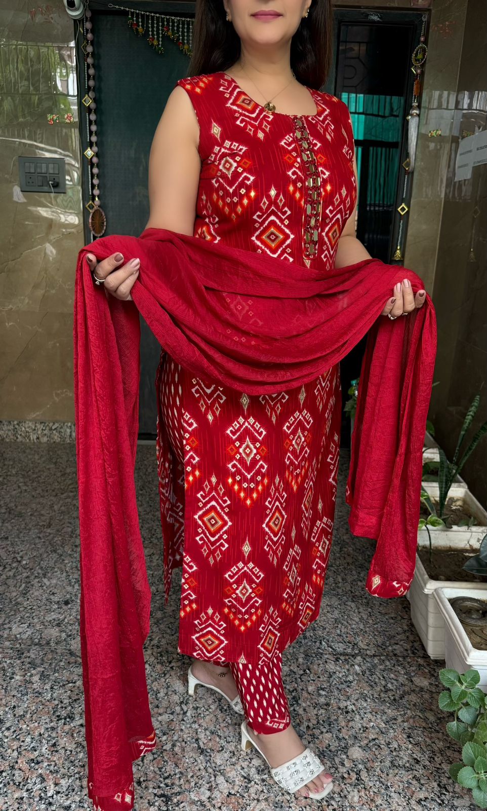 SDC-4805. Rayon 3 Piece Kurti Set