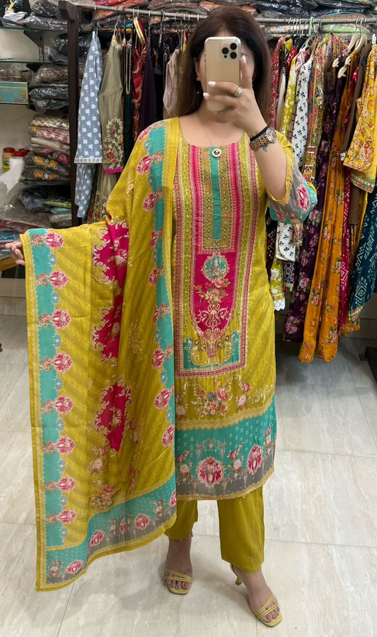 SDC-4807. Crepe 3 Piece kurti Set