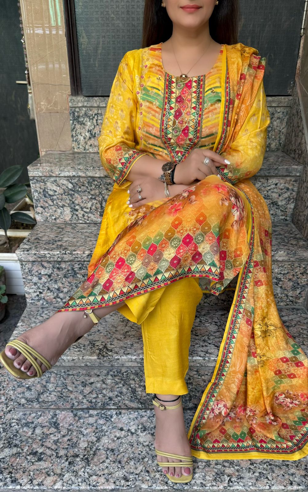 SDC-4808. Crepe 3 Piece Kurti Set