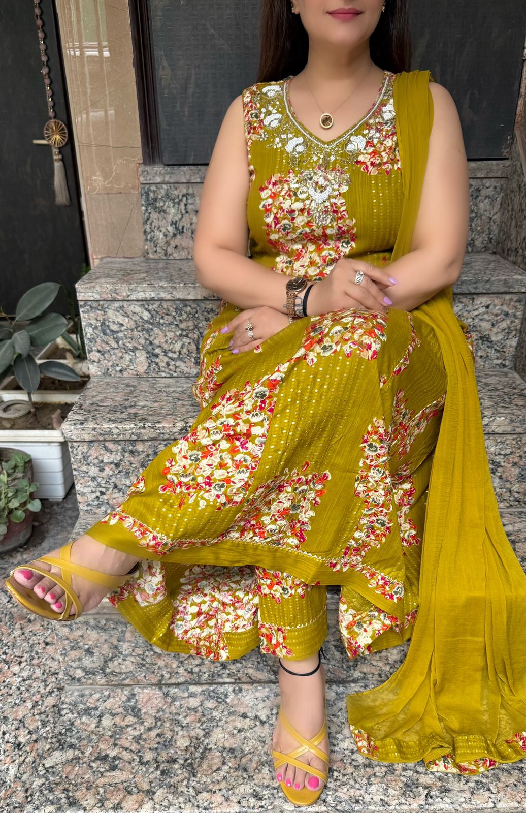 SDC-4814. Rayon 3 Piece Anarkali Set