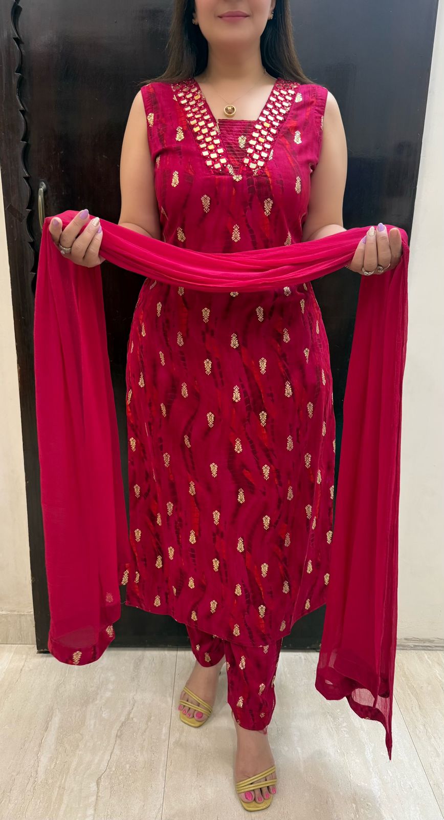 SDC-4819. Rayon 3 Piece Kurti Set