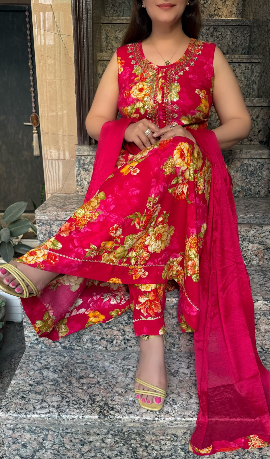 SDC-4837. Rayon 3 Piece Kurti set