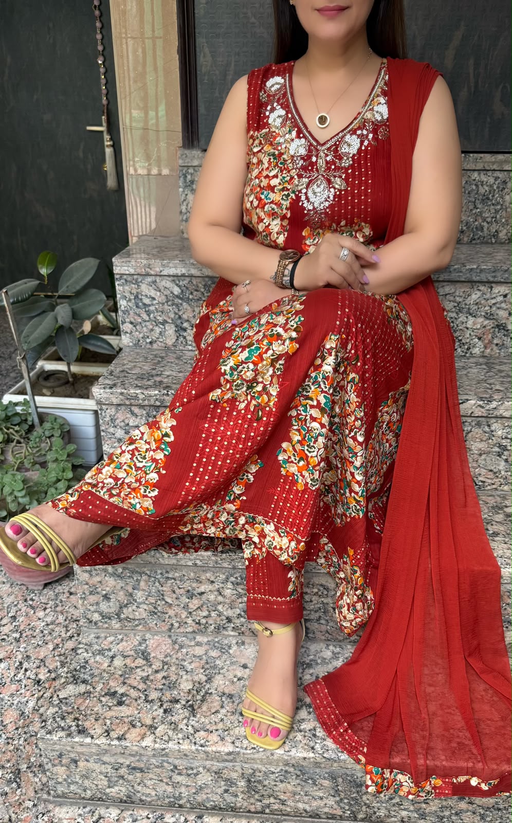 SDC-4840. Rayon 3 Piece Kurti Set