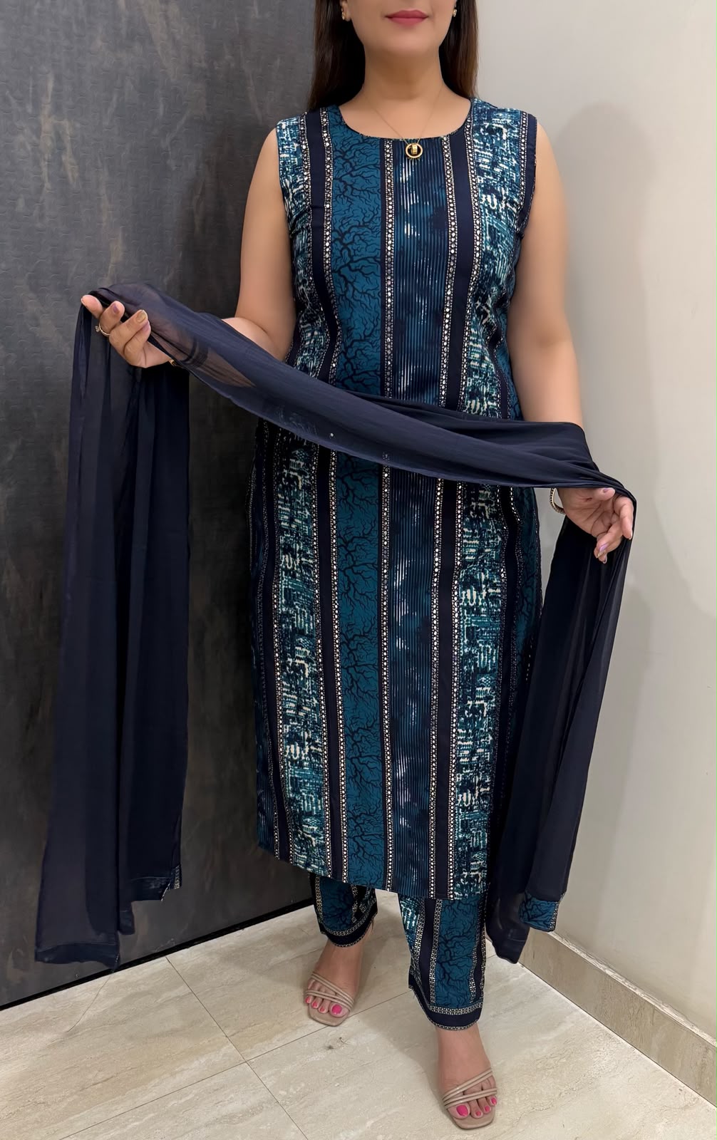 SDC-4856. Rayon 3 Piece Kurti Set
