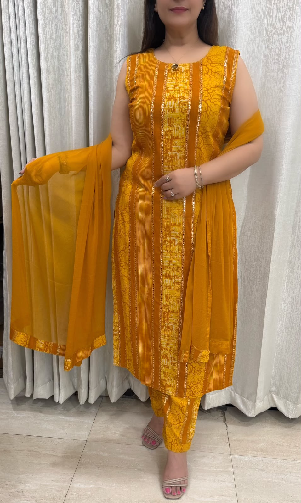 SDC-4858. Rayon 3 Piece Kurti Set