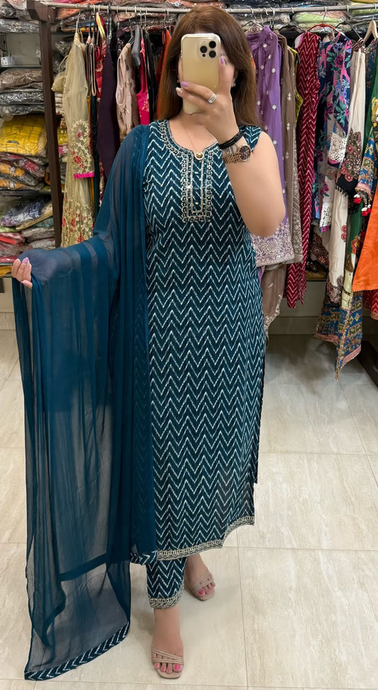 SDC-4867. Rayon 3 Piece Kurti Set