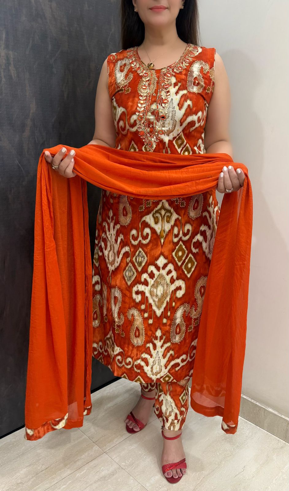 SDC-4784. Printed Rayon 3 Piece Kurti Set