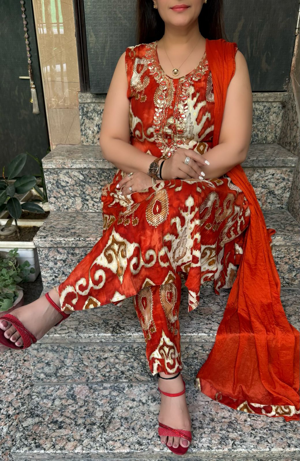 SDC-4784. Printed Rayon 3 Piece Kurti Set