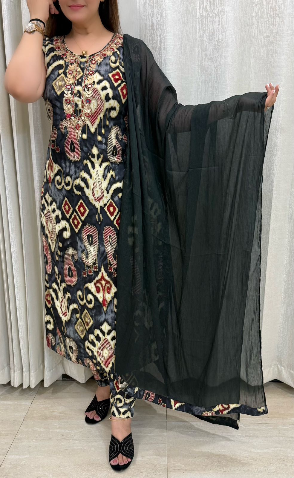 SDC-4786. Printed Rayon 3 Piece Kurti Set