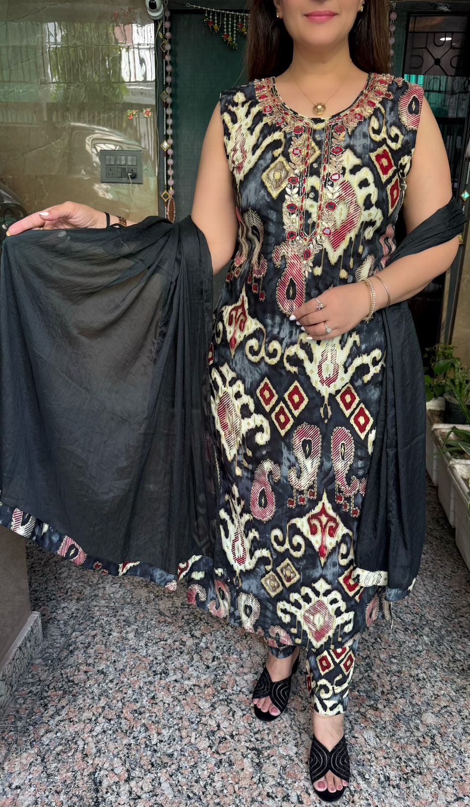 SDC-4786. Printed Rayon 3 Piece Kurti Set