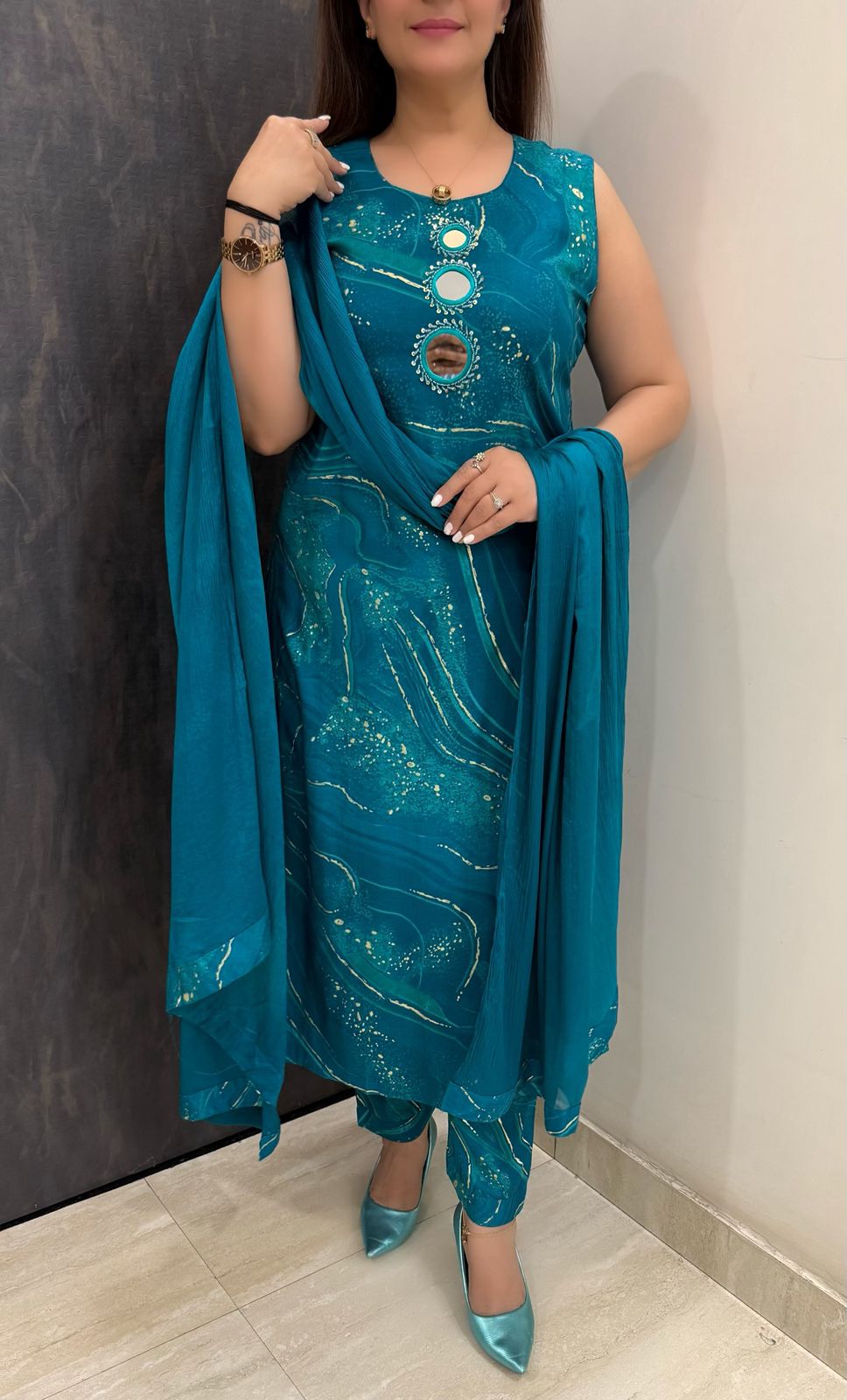 SDC-4789. Rayon 3 Piece kurti Set
