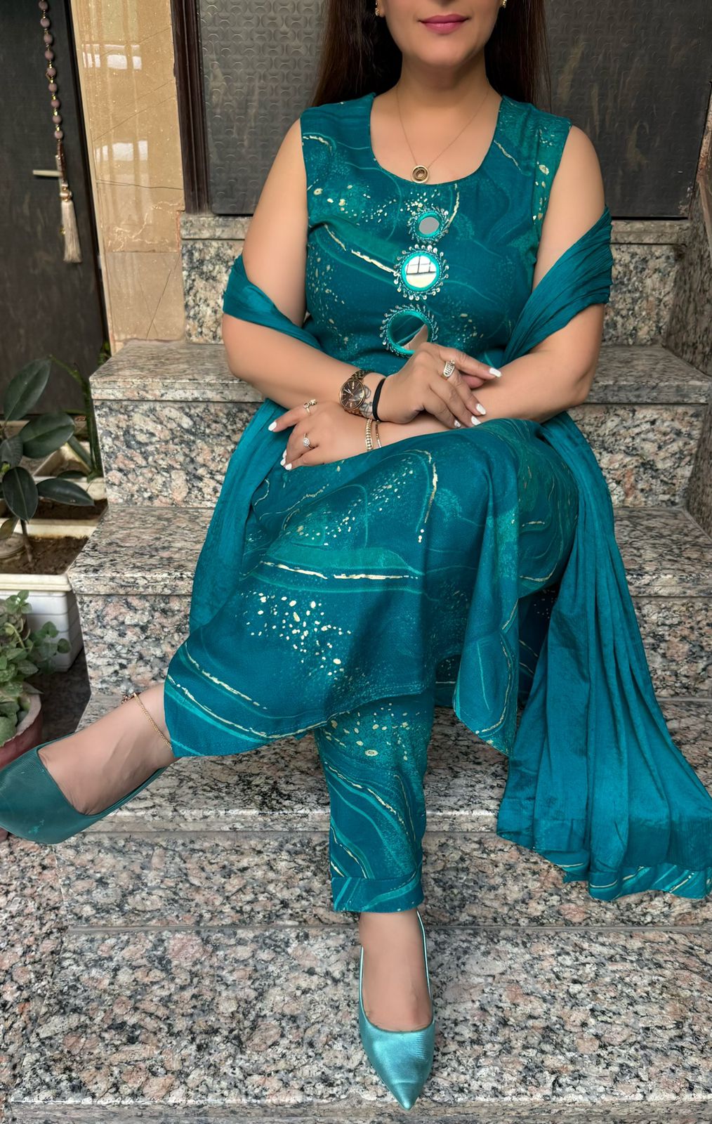 SDC-4789. Rayon 3 Piece kurti Set