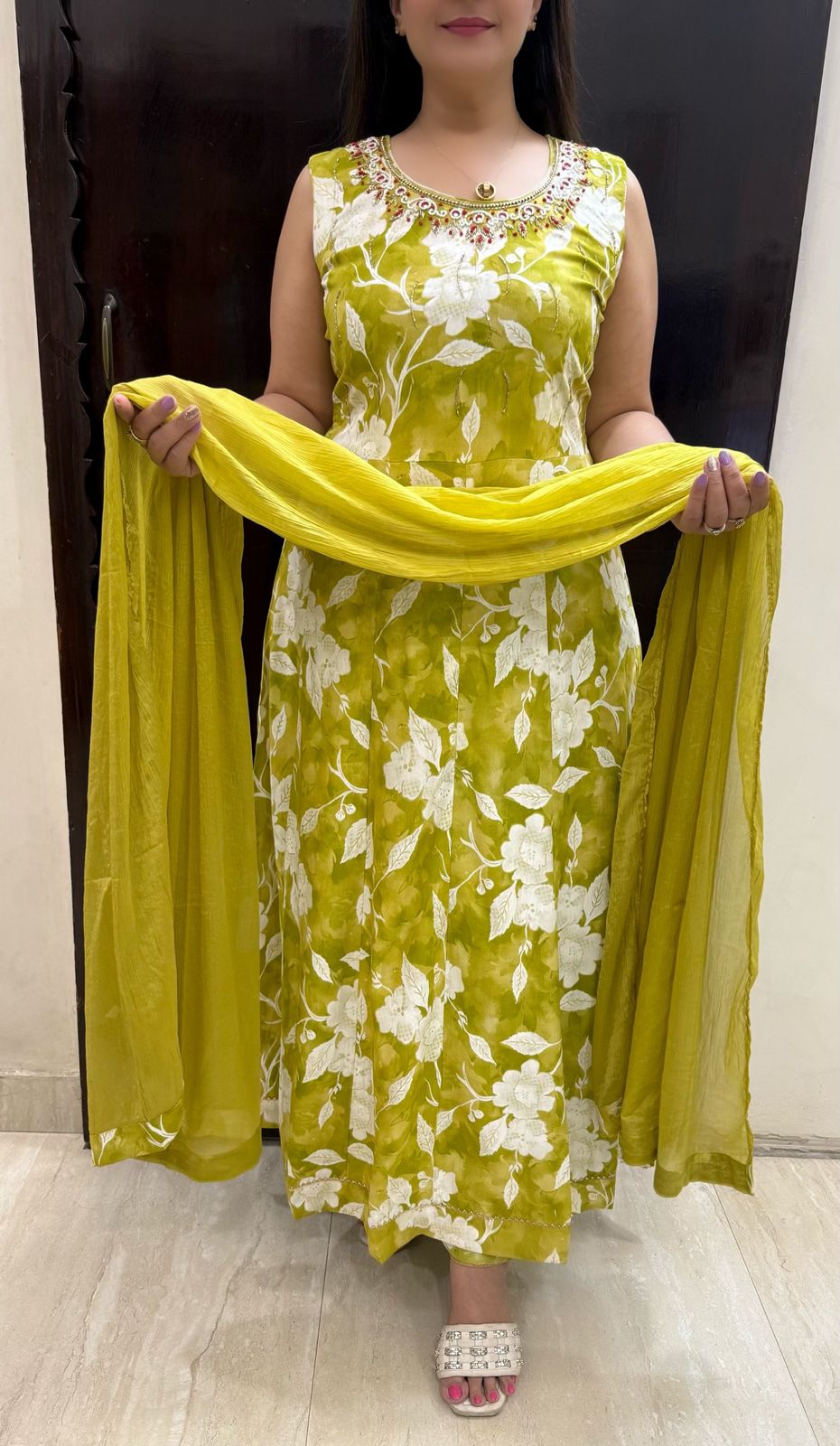 SDC-4811. Rayon 3 Piece Anarkali Set