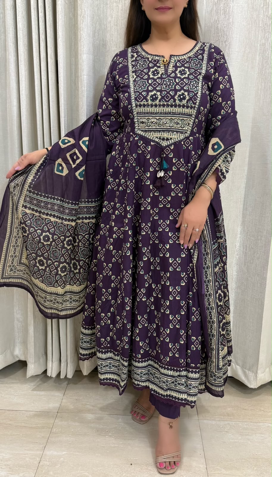 SDC-4843. Cotton 3 Piece Anarkali Flare Kurti Set