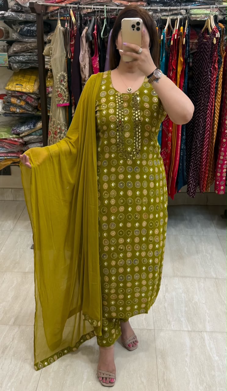 SDC-4853. Rayon 3 Piece Kurti Set