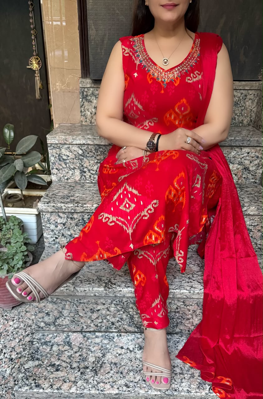 SDC-4859. Rayon 3 Piece Kurti Set