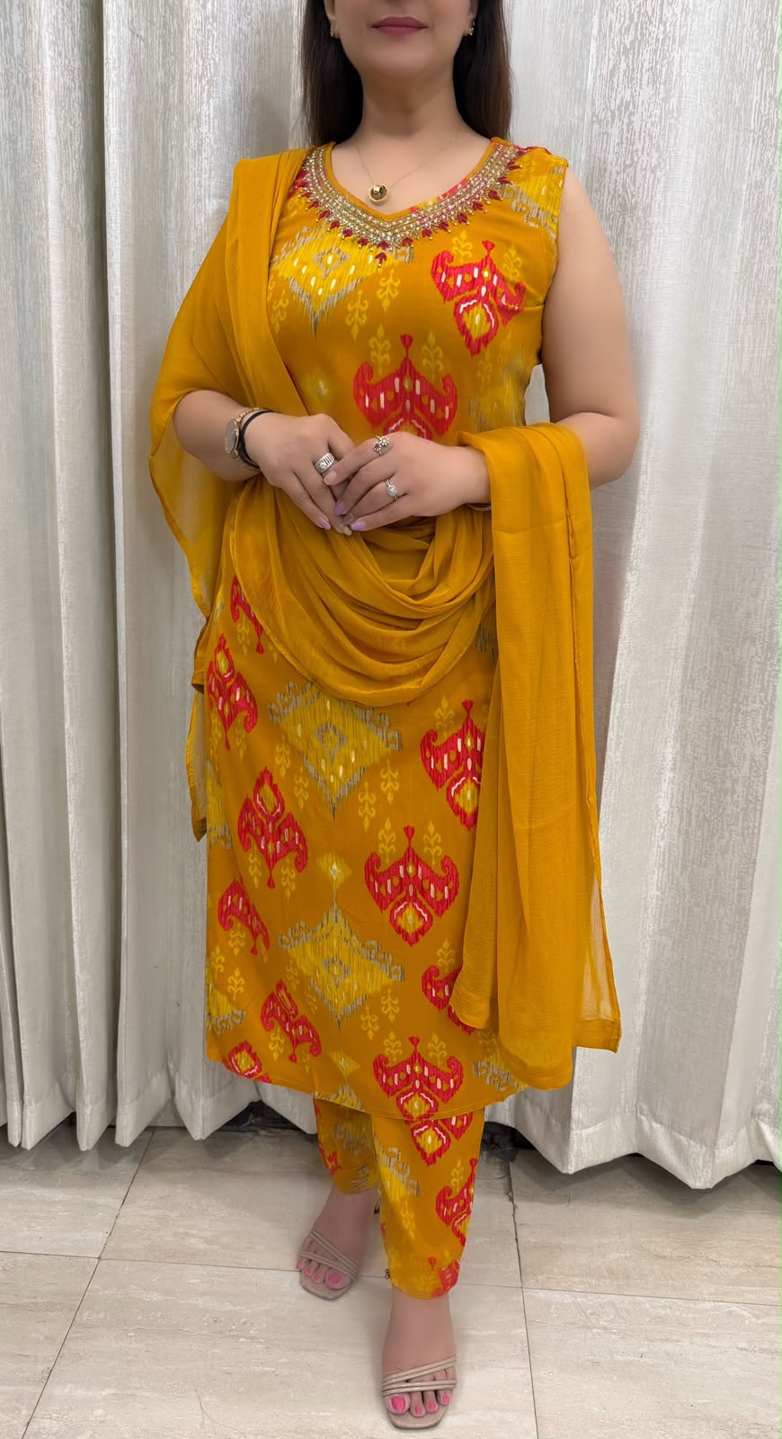 SDC-4861. Rayon 3 Piece Kurti Set