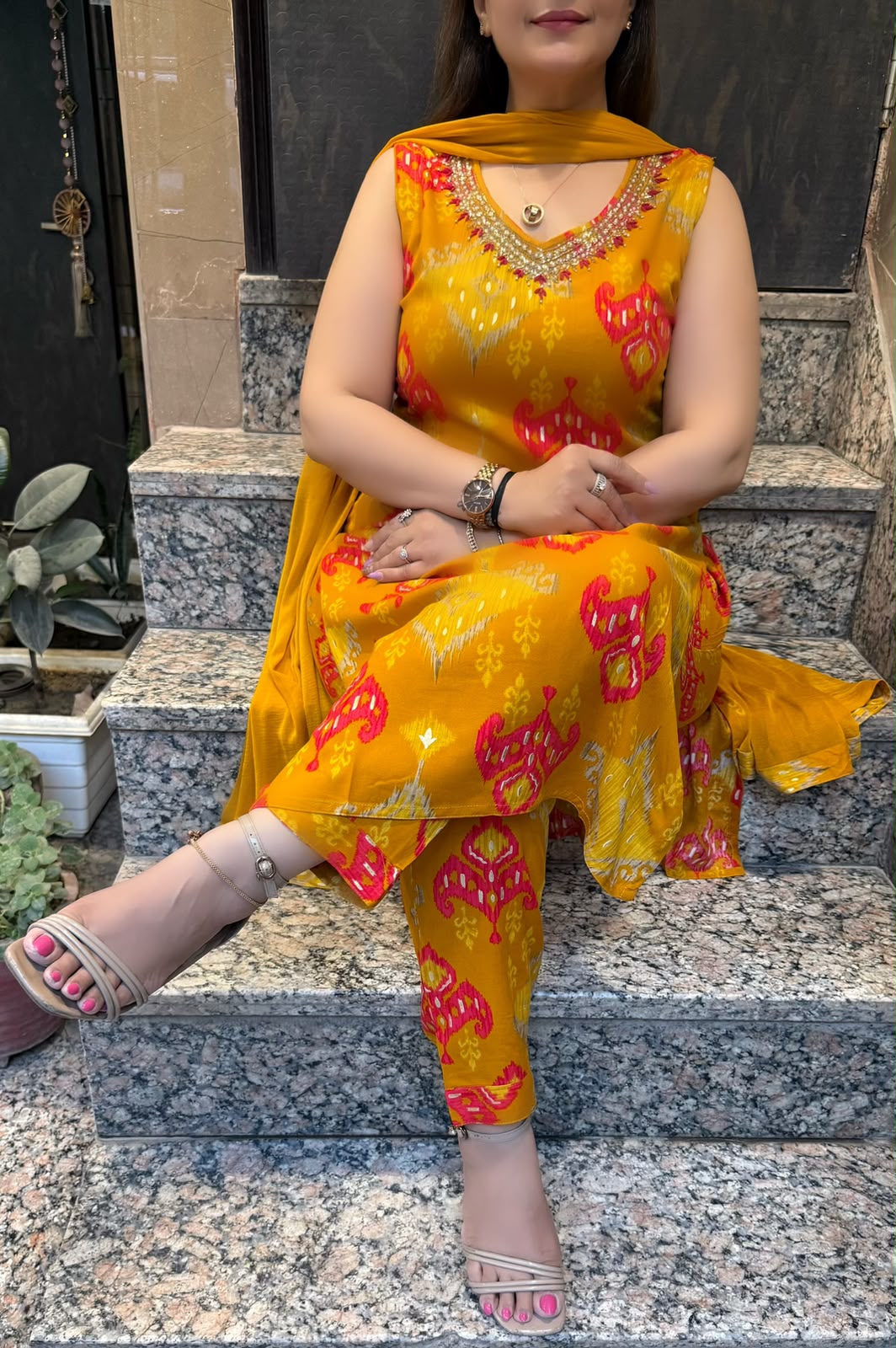 SDC-4861. Rayon 3 Piece Kurti Set